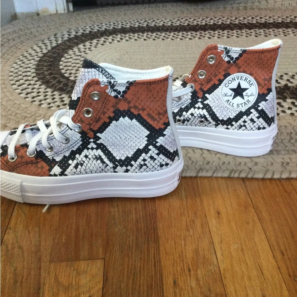 Converse leather CTAS lifts